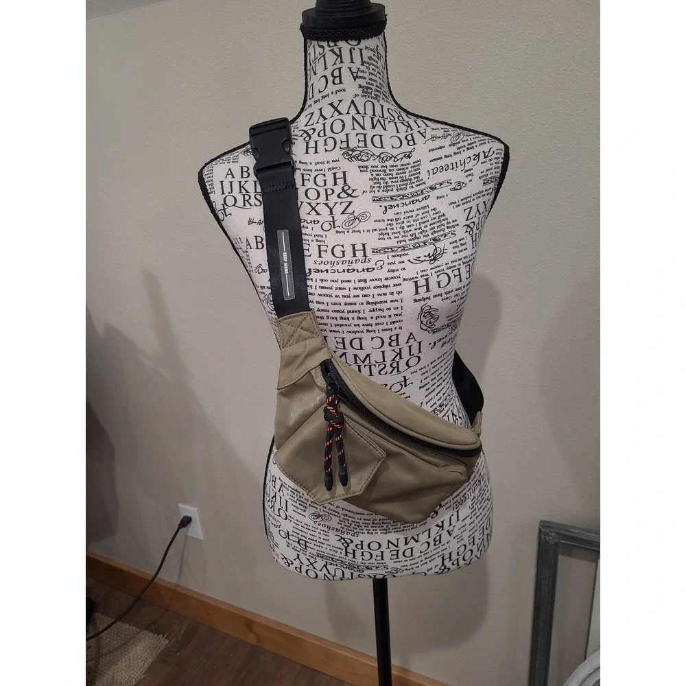 Belt bag w/secure mobile phone pocket roomy pouch hiking shopping by Like Dreams